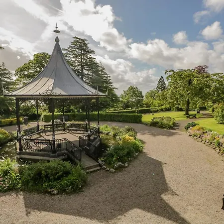 Jesdene * Grange-over-Sands